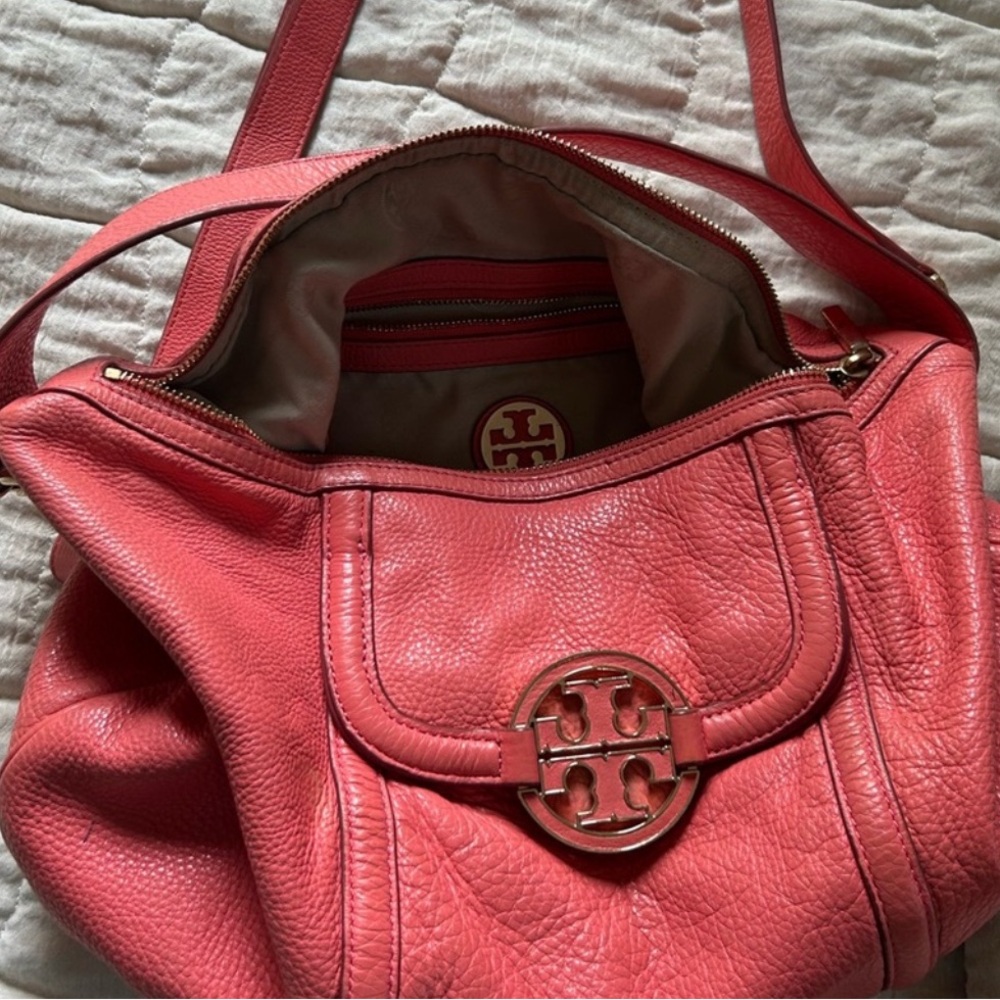 Tory Burch Coral Leather Shoulder Bag
